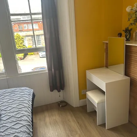 Lejlighed Cosy In Centre , 2 Bedroom1 Bathroom *