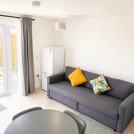 Сasa de vacaciones New Built 2022, 3 Bedroom Townhouse *