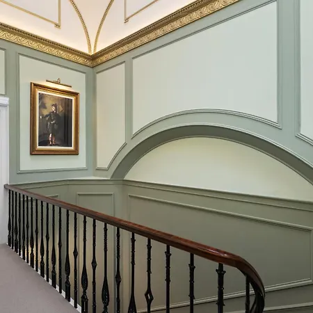The Townhouse, Leith Aparthotel 4*