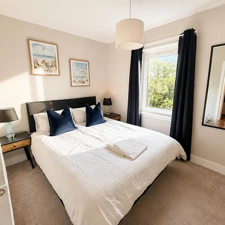 South Gyle House - Superfast Wifi And Free Parking - 7 Minutes From Airport Nyaraló Edinburgh
