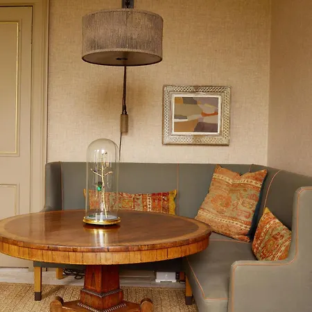Elegant Georgian Retreat With Views Of Arthurs Seat Dom wakacyjny