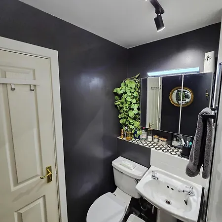 Гостевой дом Double With Shared Bathroom Near The Shore And Tram *
