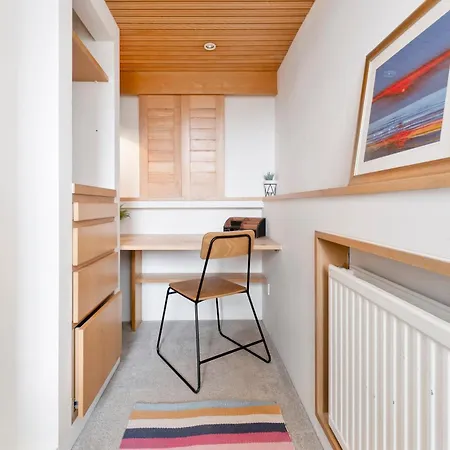 Large Super 3 Bed -princes Street, Parking Lägenhet *