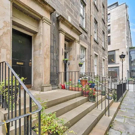 Large Super 3 Bed -princes Street, Parking Lägenhet Edinburg