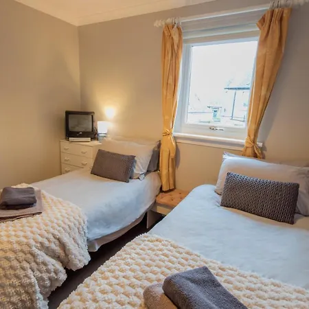 3 Bedroom Home, Peaceful Garden Feriehus