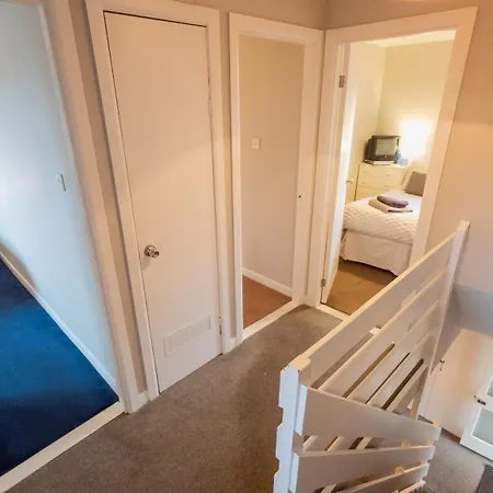 3 Bedroom Home, Peaceful Garden Feriehus Edinburgh