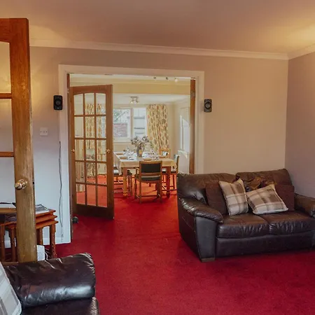 3 Bedroom Home, Peaceful Garden Feriehus Edinburgh
