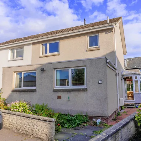 3 Bedroom Home, Peaceful Garden * Edinburgh