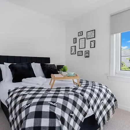 Fraser Apartment- 2 Bedrooms Inverleith, Lejlighed Edinburgh