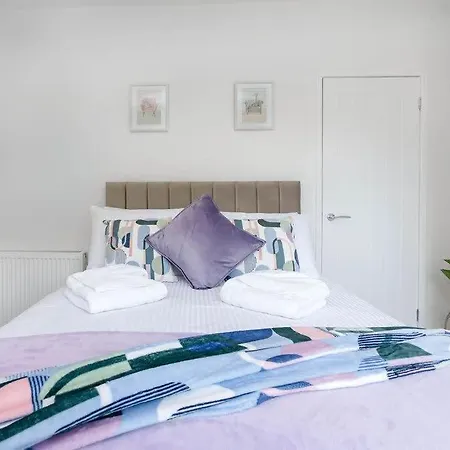 Fraser Apartment- 2 Bedrooms Inverleith, Lejlighed Edinburgh