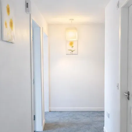 Anna Flat-family Near Royal Infirmary Free Parking 아파트