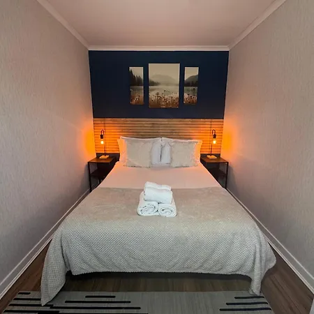 홈스테이 Longstone House *