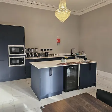 Hotel Edinburgh City Hotel 4*
