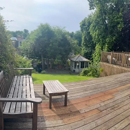 Small Private Guest In Lush Dean Area Of Edimburgo