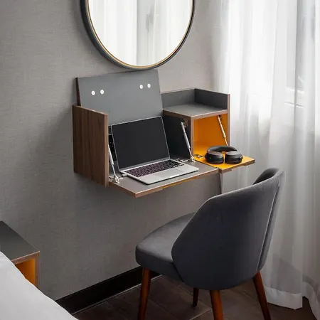 Point A St Andrew Square 3*
