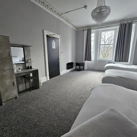 Hotel Edinburgh City Hotel 4*