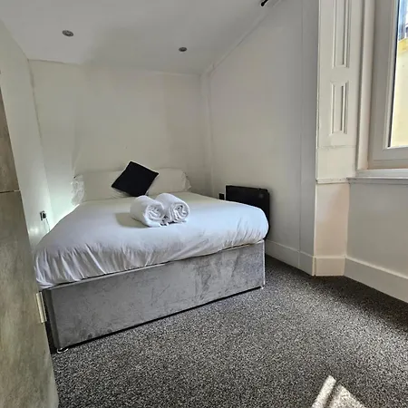 Edinburgh City Hotel Hotel 4*