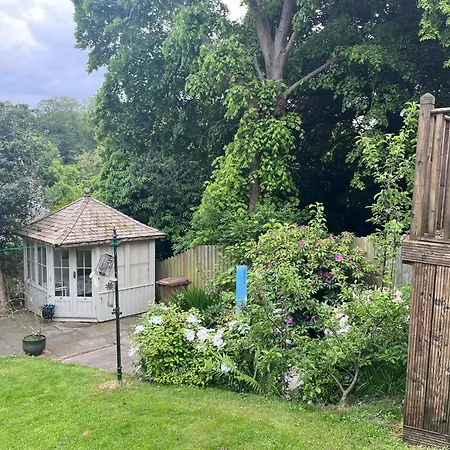 Small Private Guest In Lush Dean Area Of * Edimburgo