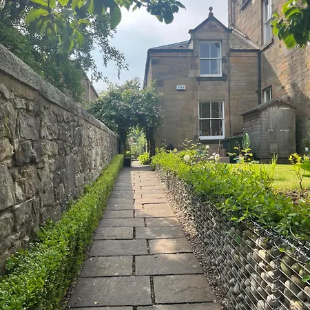 Small Private Guest In Lush Dean Area Of Edimburgo