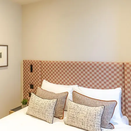Appart hôtel Joivy Royal Mile 3*