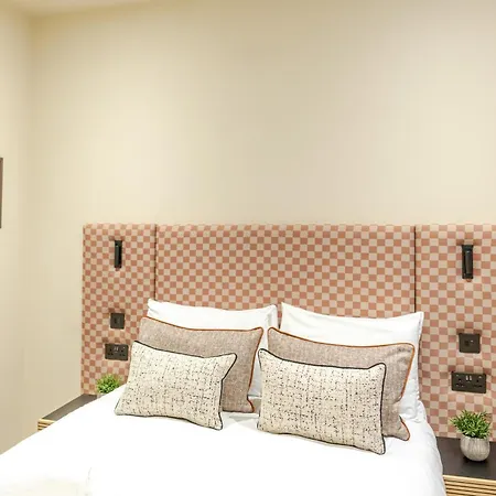 Joivy Royal Mile Apartahotel Edimburgo