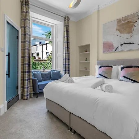 Private Patio & Bbq Walk To Tram Heart Of Centre *