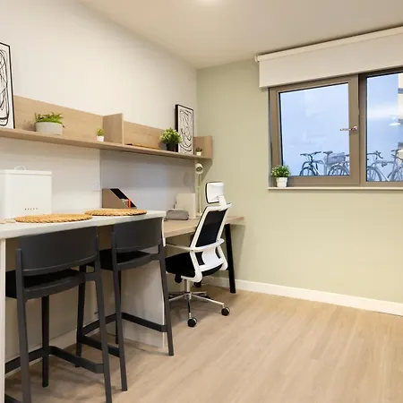 아파트 Norton Living & En-suites 에든버러
