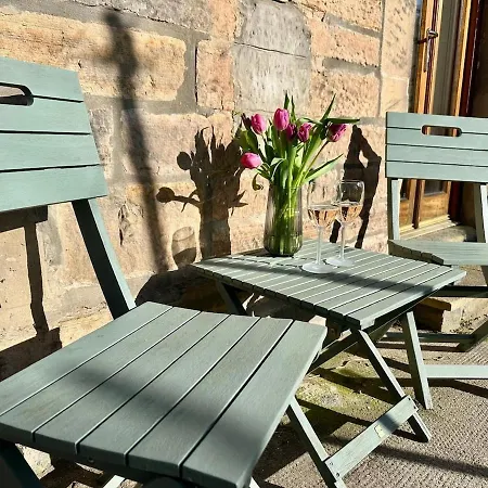 Peaceful Festival Retreat - Main Door Garden Flat Edimburgo