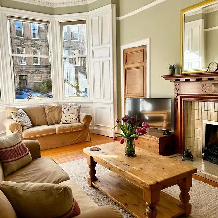 Apartamento Peaceful Festival Retreat - Main Door Garden Flat Edimburgo