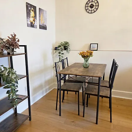 Lovely Immaculate Flat By Meadows