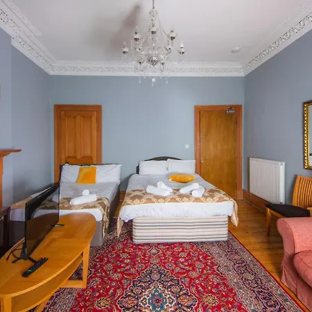 Cosy 4 Bdrm By Meadows Edimburgo