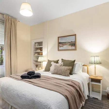 Cosy Flat In *