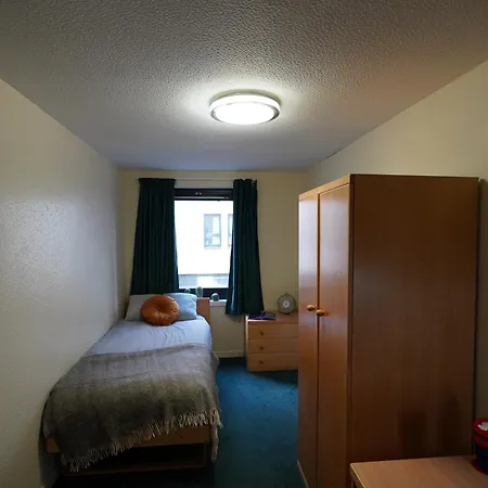 College Wynd Flats *