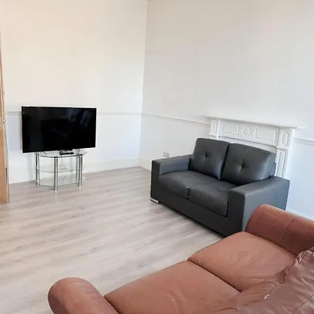 2 Bedrooms Leith Walk Apartamento *