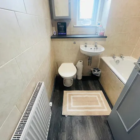 3 Bed Flat Gorgie Road Appartement Edinburgh