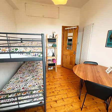 Flat, Arthur Seat View, Walking Distance To Castle Apartment Edinburgh