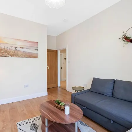 Portobello 2br En-suite 5 Min Walk To *