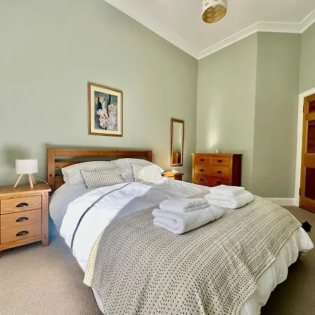 Apartamento Peaceful Festival Retreat - Main Door Garden Flat *