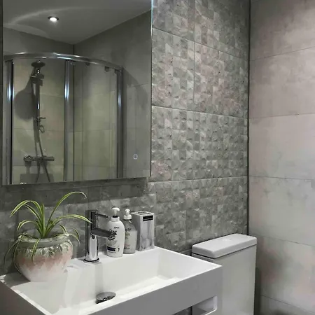 アパート Castle Luxury - Princes St *