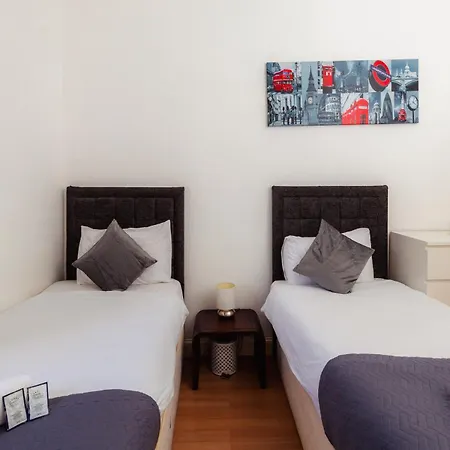 Cosy 2 Bdrm In Centre Of