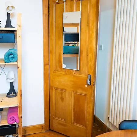 Flat, Arthur Seat View, Walking Distance To Castle *