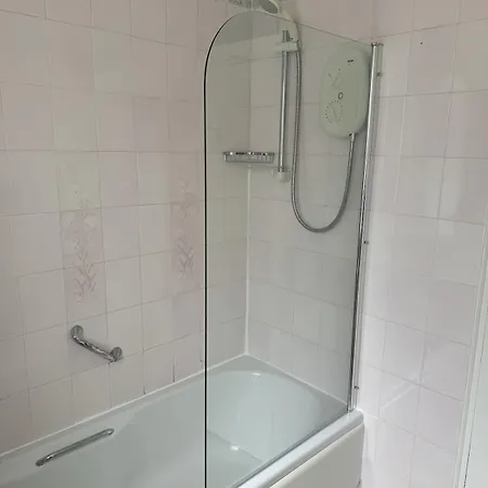 Edinburgh, Morningside Area, 3 To 4 Bedroom, Free On Road Parking Apartamento Edimburgo