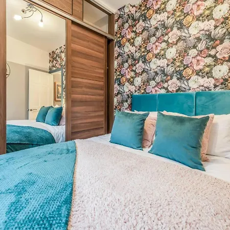 Located 4 Guests Paid Parking Offiste Διαμέρισμα *
