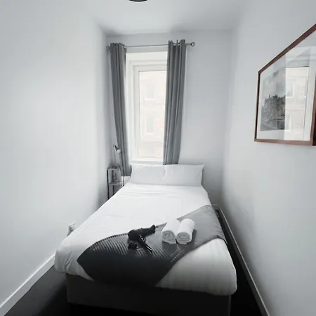 Cozy 아파트 *