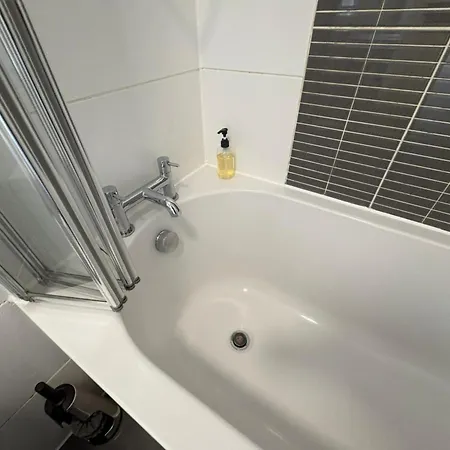 Апартаменты Tollcross *