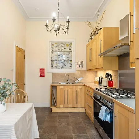 Cosy Flat In * Edinburgh