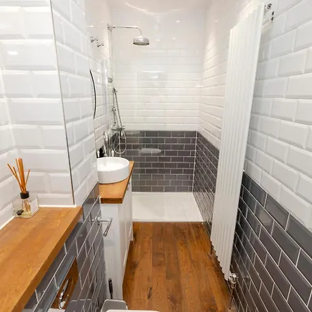 Stylish West End 1-bed - Prime Location Edimburgo