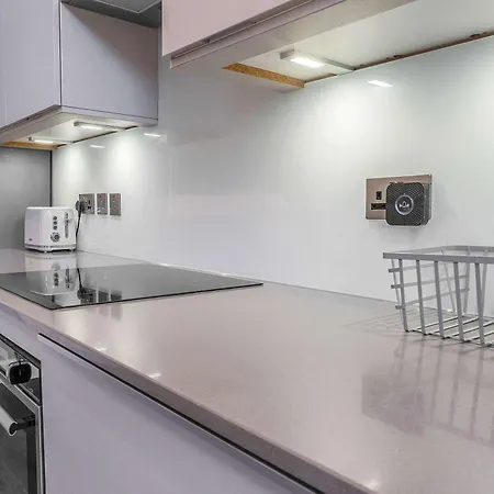 Private Patio & Bbq Walk To Tram Heart Of Centre * Edimburgo