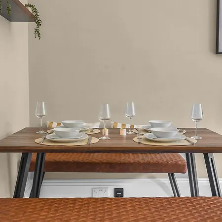 Private Patio & Bbq Walk To Tram Heart Of Centre Edimburgo