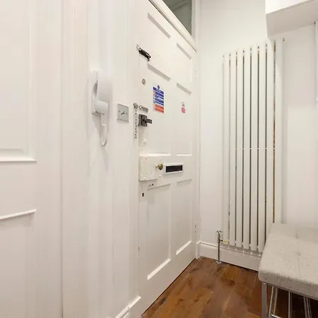 Apartamento Stylish West End 1-bed - Prime Location Edimburgo